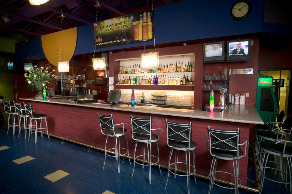 Red Lion Inn And Suites Victoria Saanich Restaurant billede
